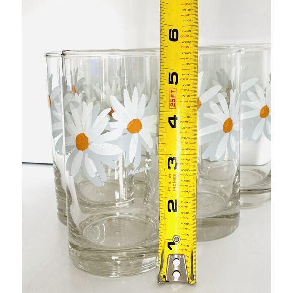 Set of 6 Vintage Daisy Glasses Tumblers White & Yellow Daisies Signed Karen 5.5" - Picture 4 of 4